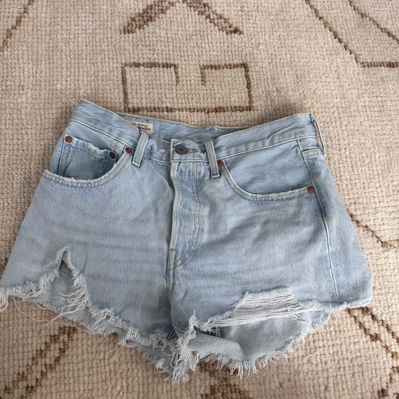 Levis 501 high rise denim shorts - gently worn - Picture 1 of 2